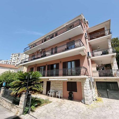 Ferienwohnung Julija 1 Igalo Exterior foto